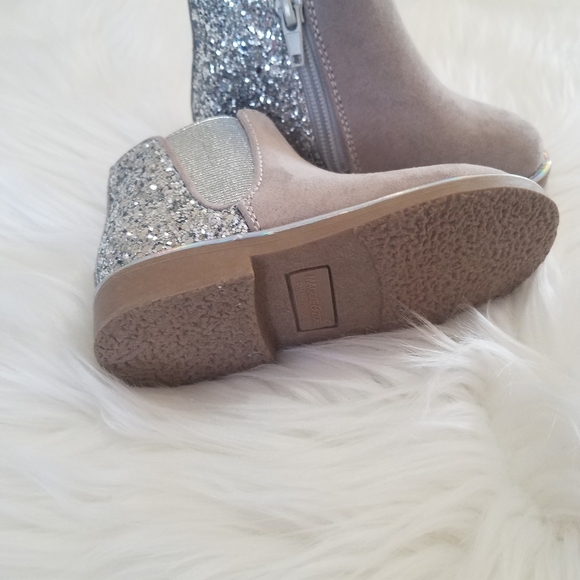 Girls boots - Picture 7 of 8